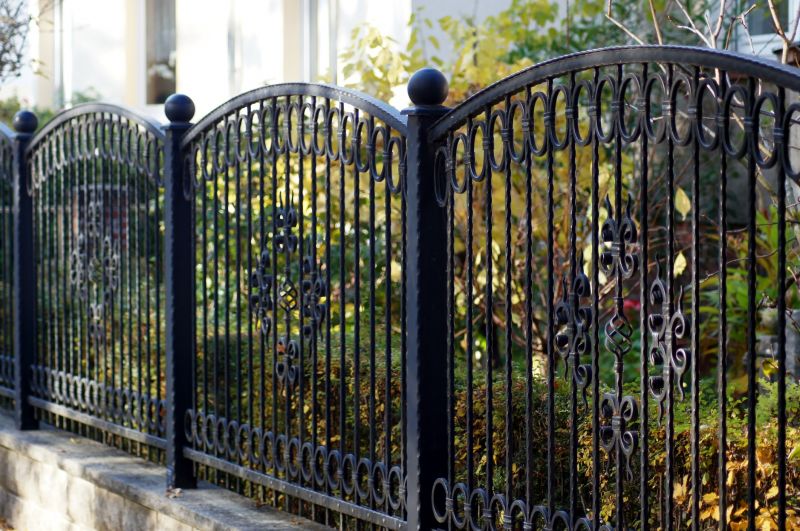 Decorative Fence Finish